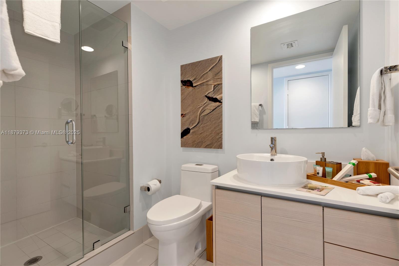 image Beachwalk Condominium21