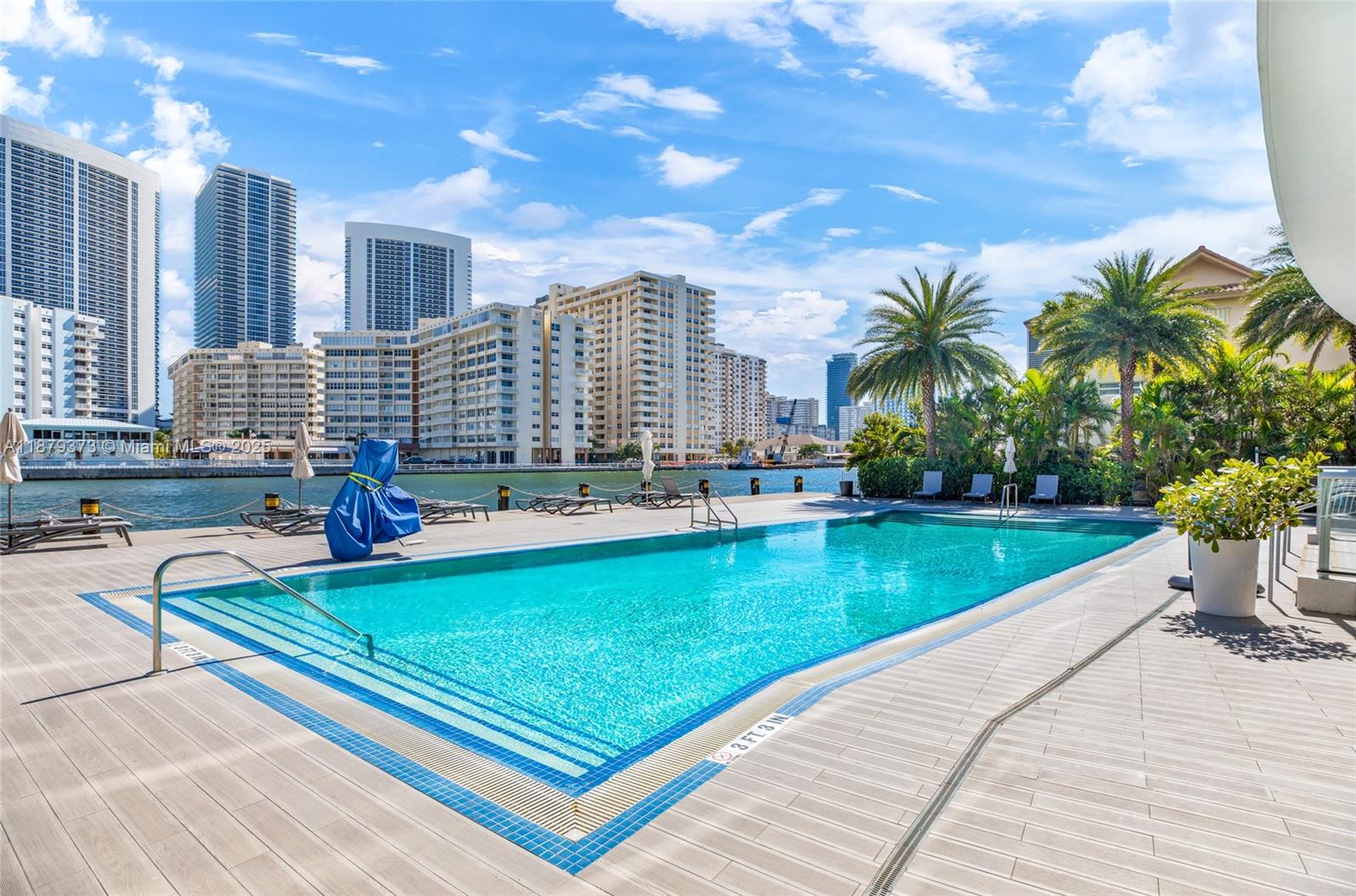 image Beachwalk Condominium32