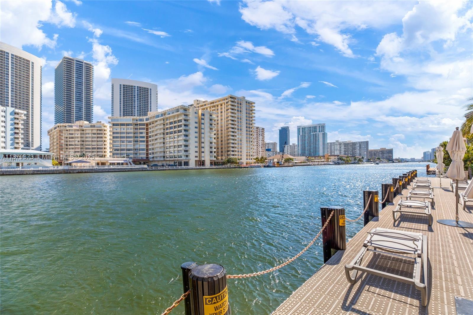 image Beachwalk Condominium41