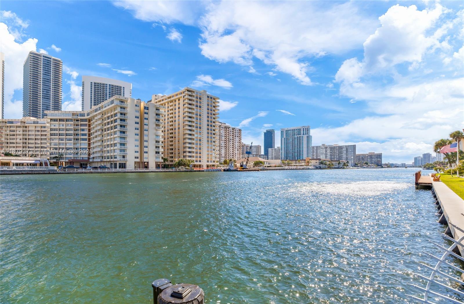 image Beachwalk Condominium43