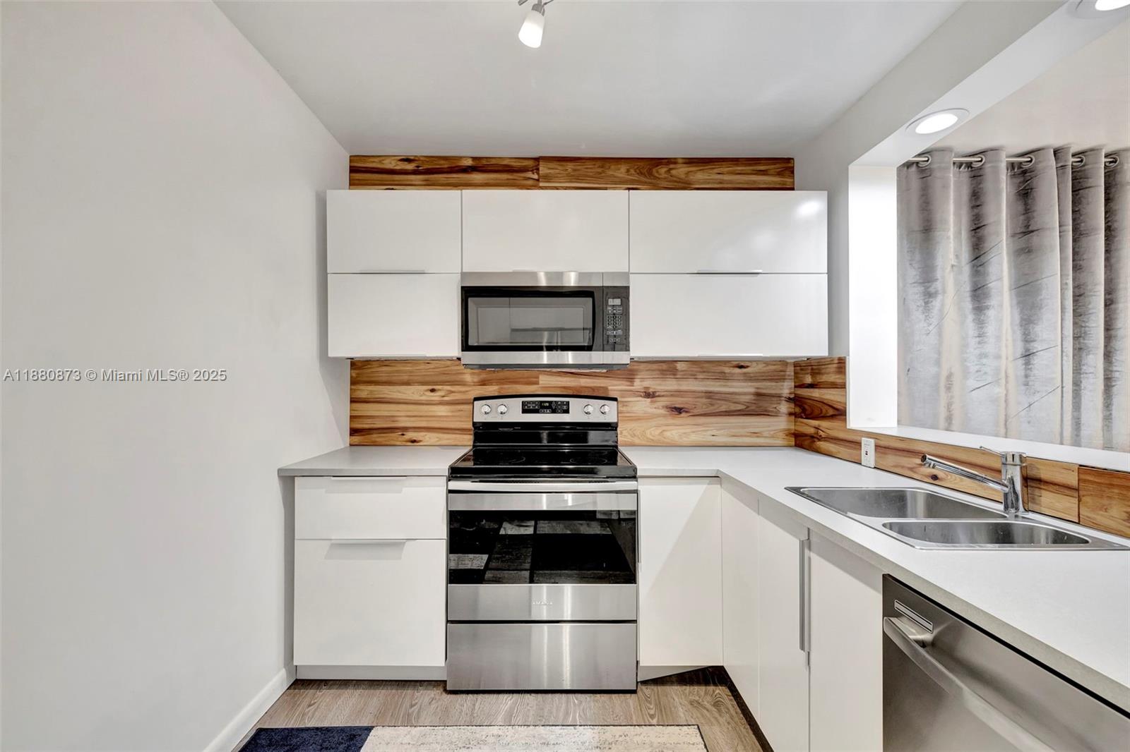 6010 S Falls Cir Dr #419,Lauderhill, FL 33319