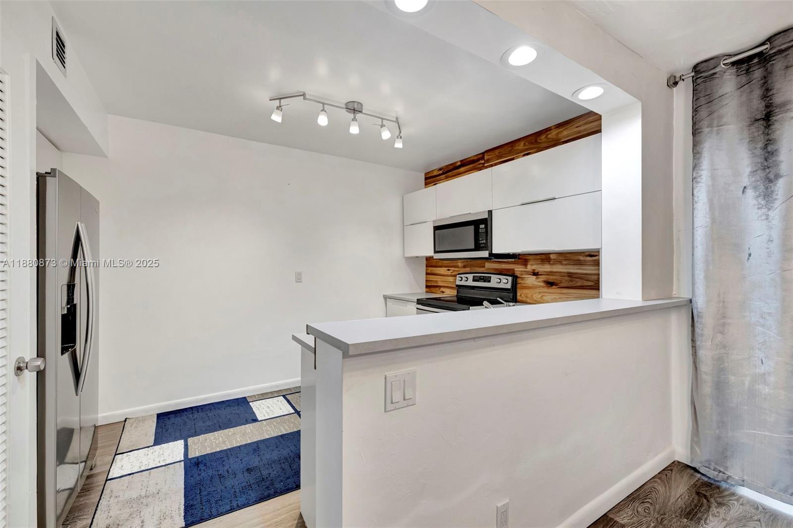 6010 S Falls Cir Dr #419,Lauderhill, FL 33319