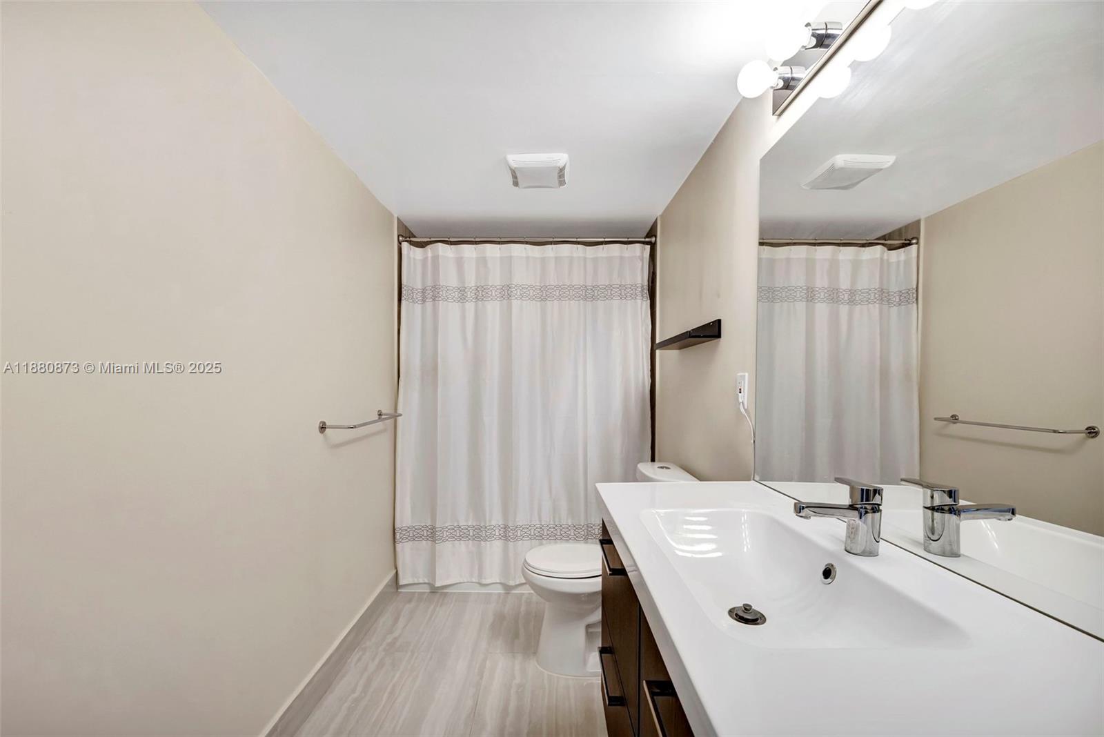 6010 S Falls Cir Dr #419,Lauderhill, FL 33319