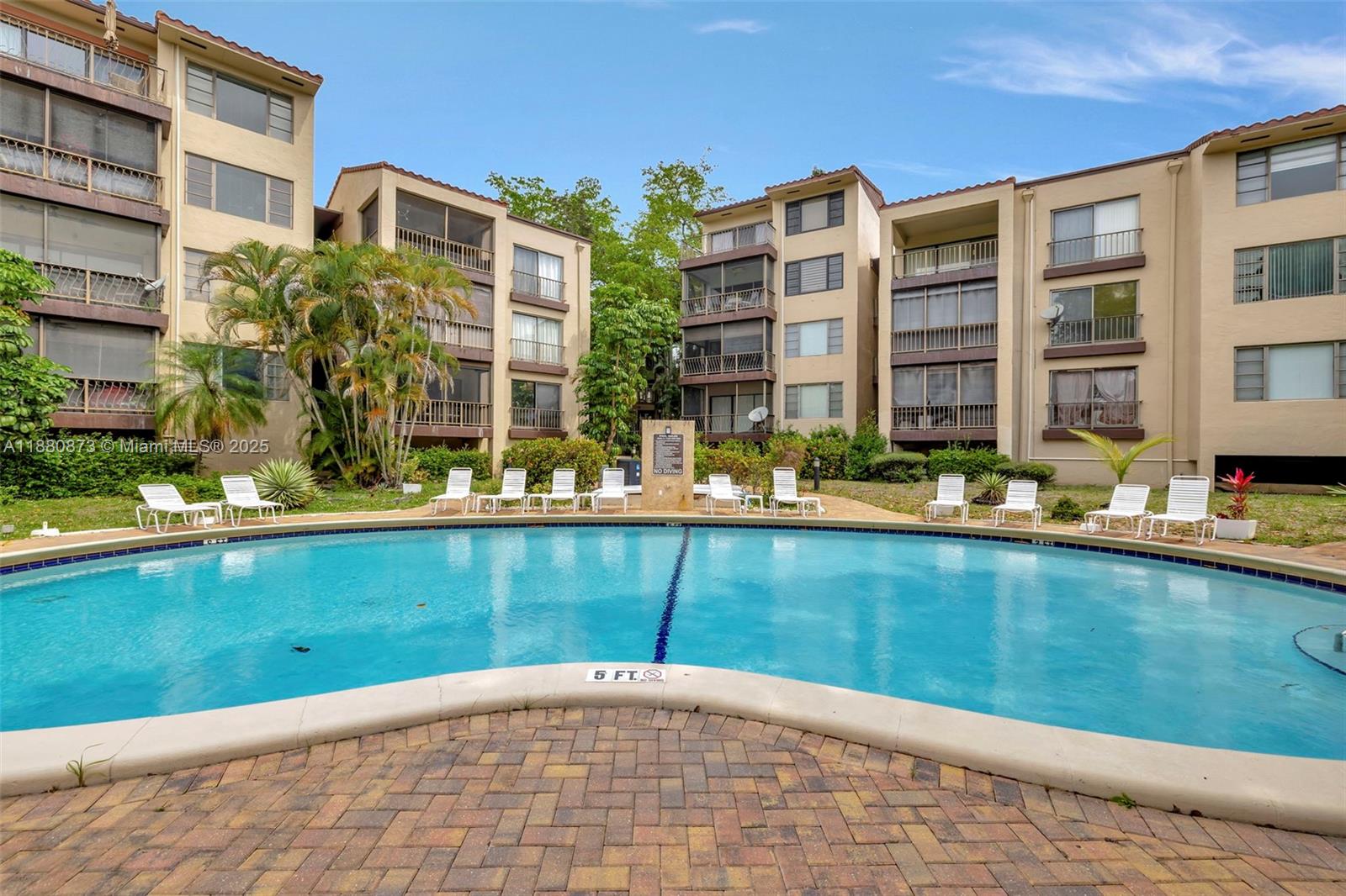 6010 S Falls Cir Dr #419,Lauderhill, FL 33319