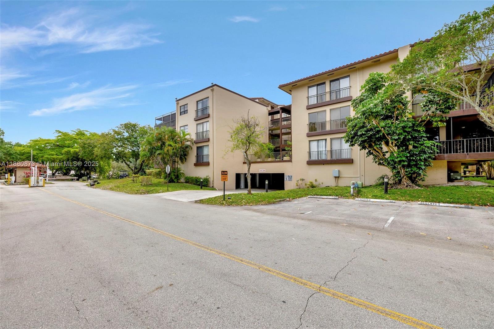 6010 S Falls Cir Dr #419,Lauderhill, FL 33319