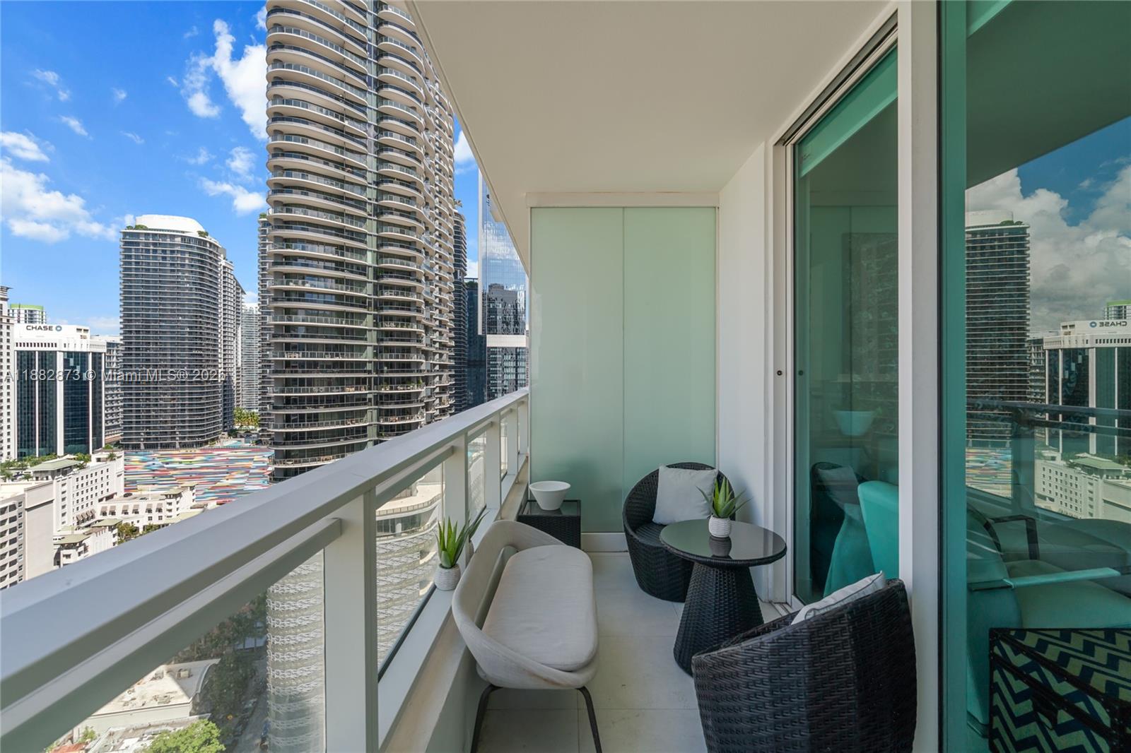 image The Bond Condominium20