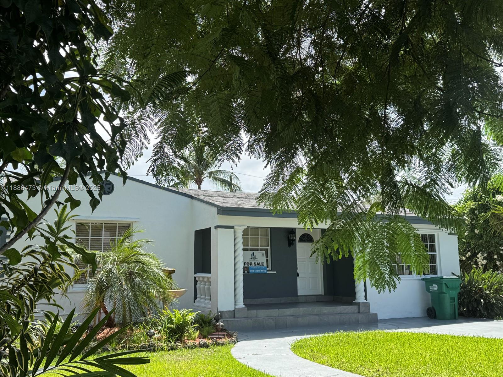 4340 SW 15th St