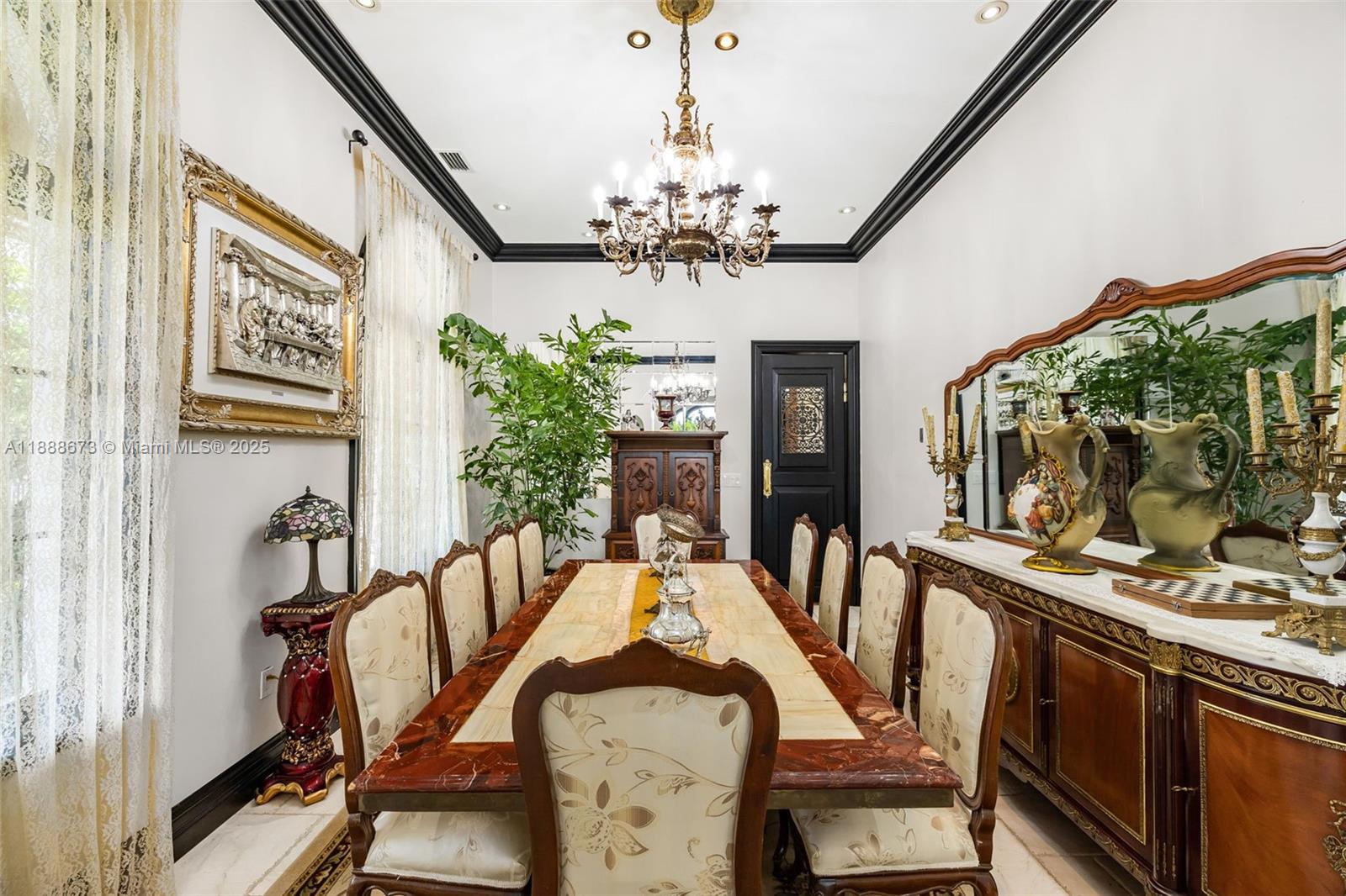 9815 SW 114th St Miami, FL 33176