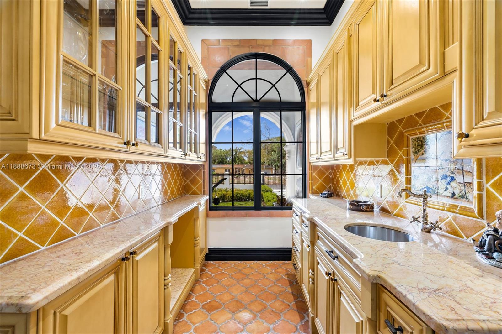 9815 SW 114th St Miami, FL 33176