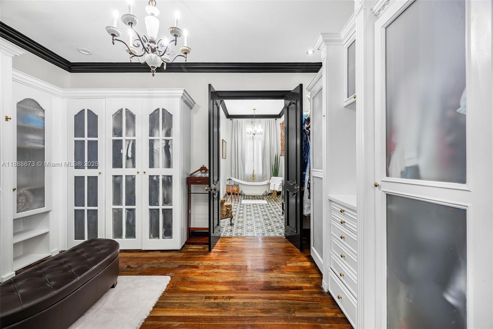 9815 SW 114th St Miami, FL 33176