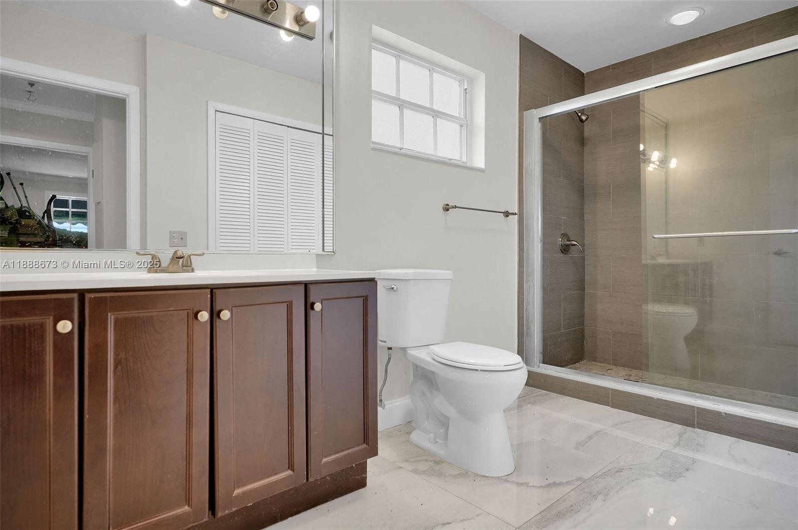 9815 SW 114th St Miami, FL 33176