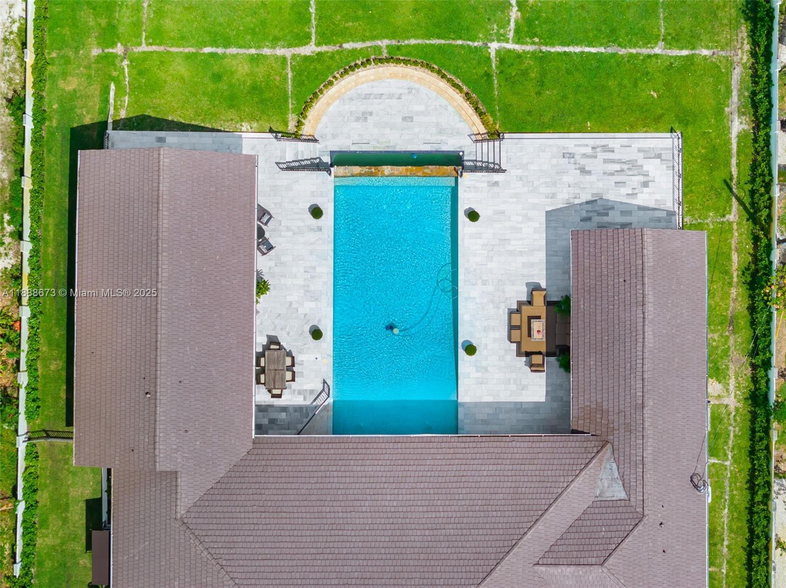 9815 SW 114th St Miami, FL 33176