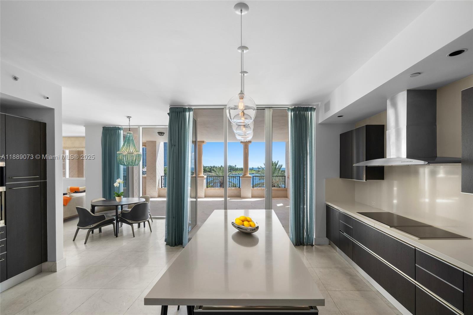 7133 Fisher Is Dr #7133 Miami Beach, FL 33109