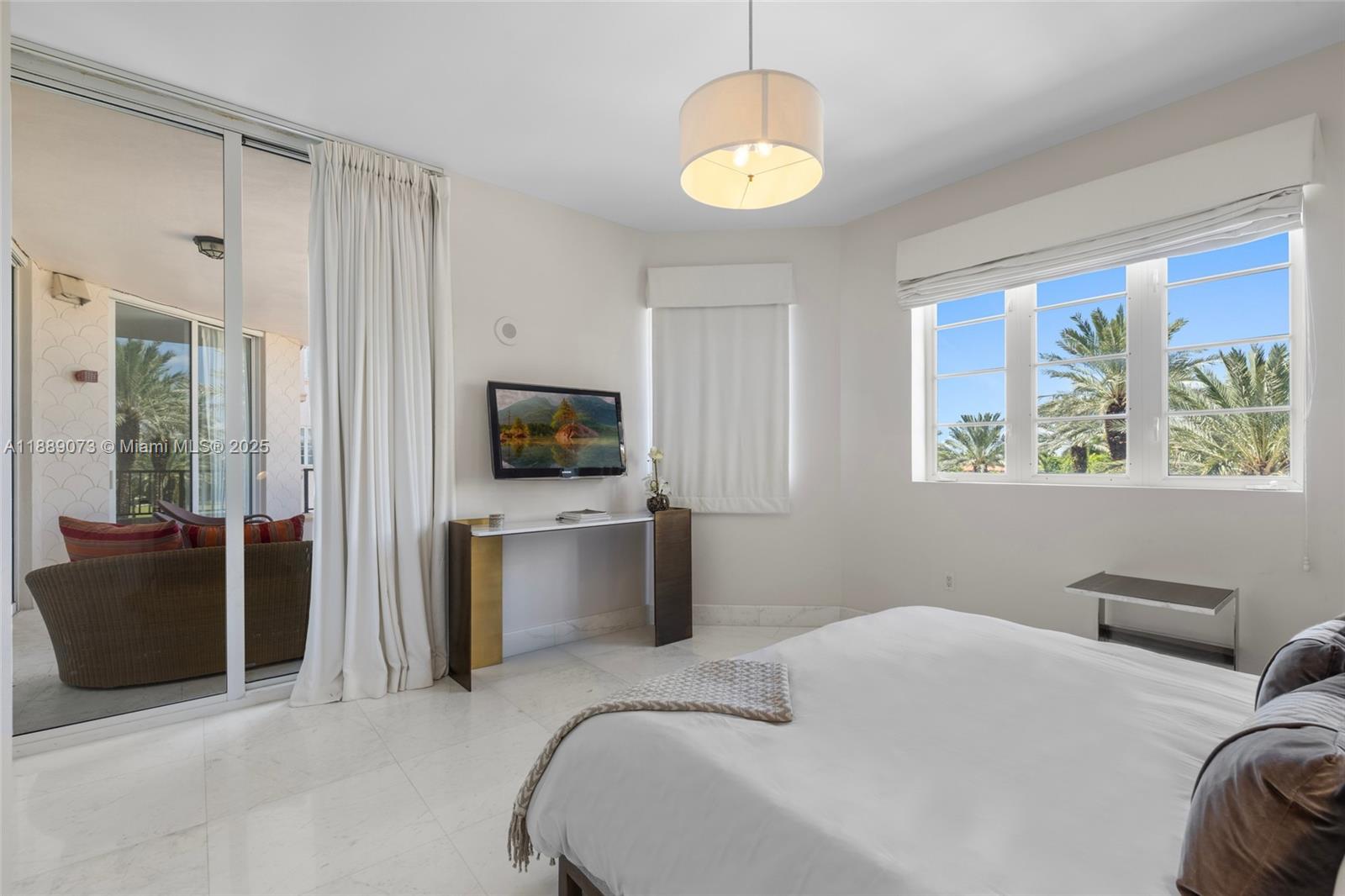 7133 Fisher Is Dr #7133 Miami Beach, FL 33109