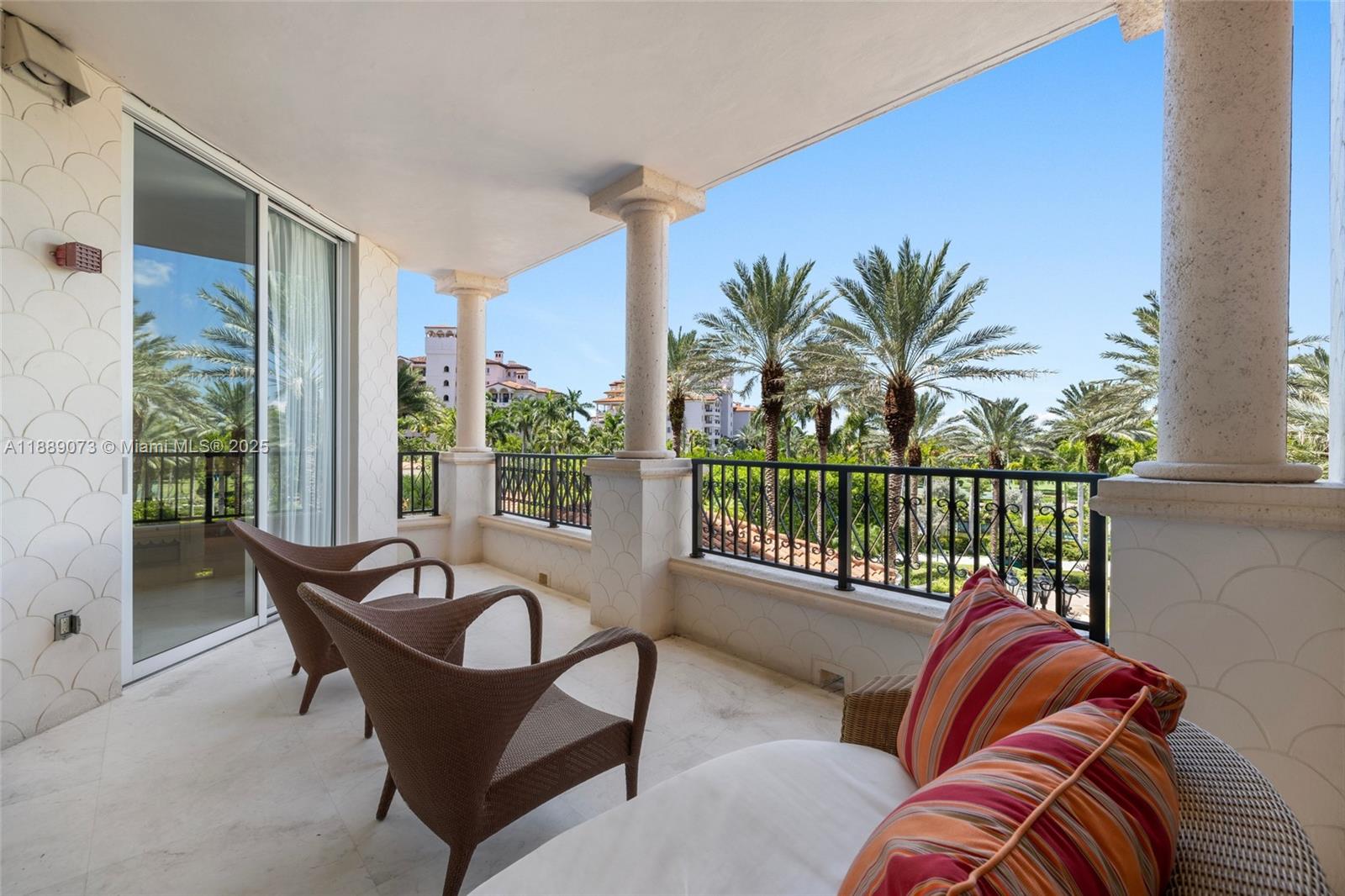 7133 Fisher Is Dr #7133 Miami Beach, FL 33109