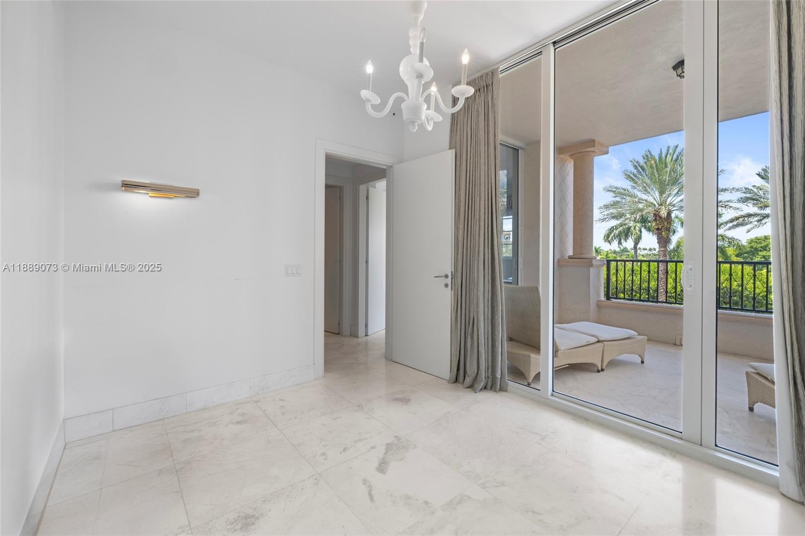 7133 Fisher Is Dr #7133 Miami Beach, FL 33109