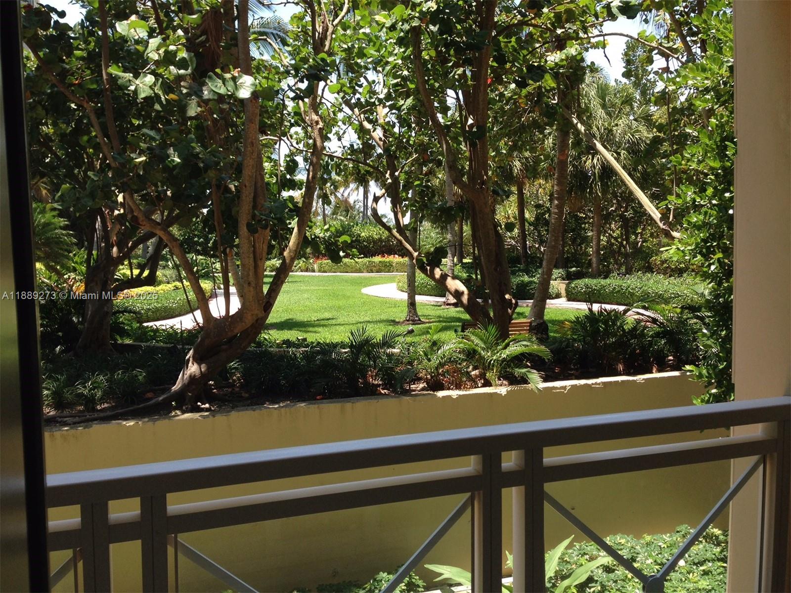 430 Grand Bay Dr #207 Key Biscayne, FL 33149