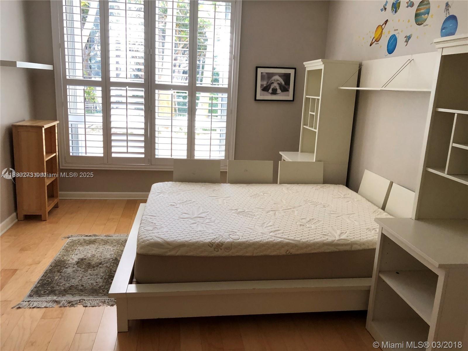 430 Grand Bay Dr #207 Key Biscayne, FL 33149