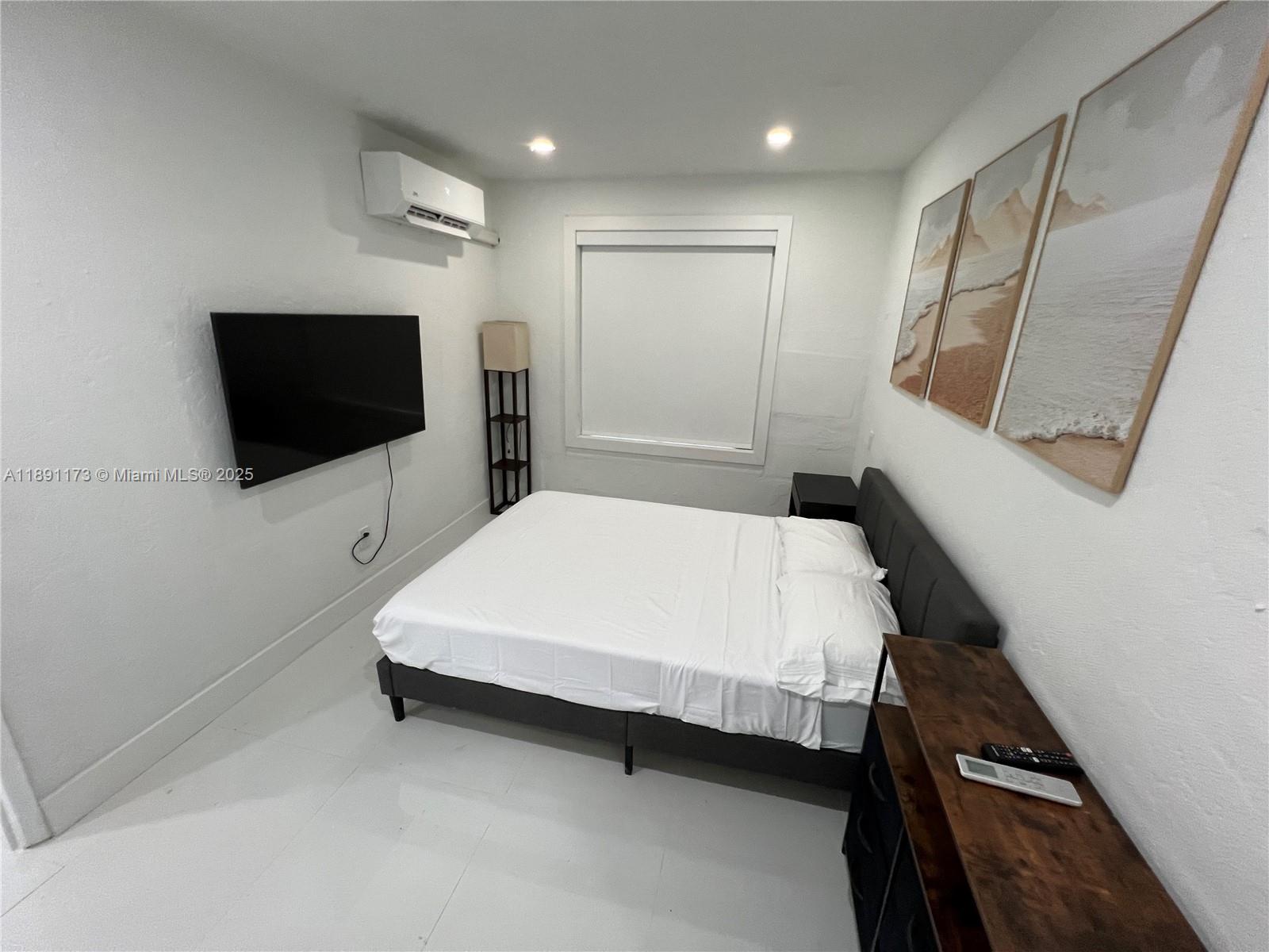 733 Michigan Ave #9,Miami Beach, FL 33139