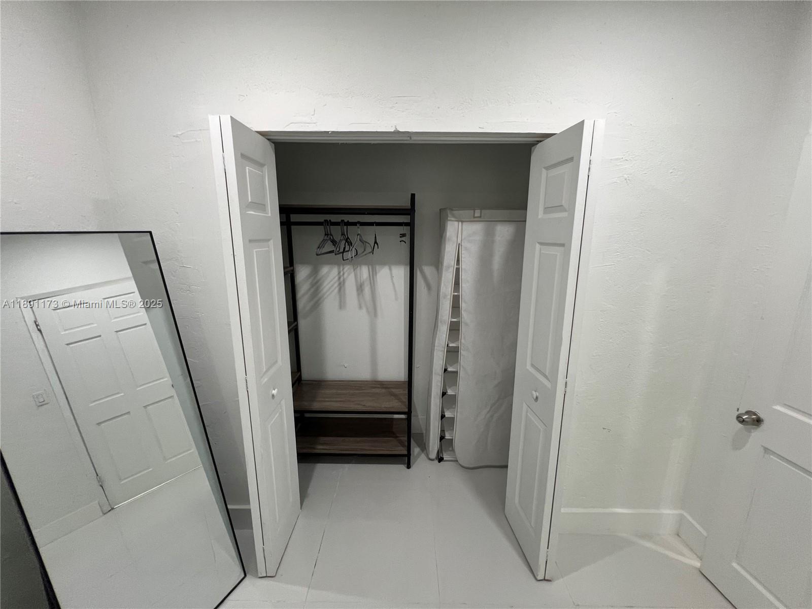 733 Michigan Ave #9,Miami Beach, FL 33139