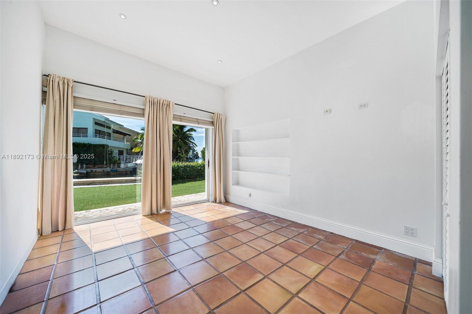 2120 S Bayshore Dr Miami, FL 33133