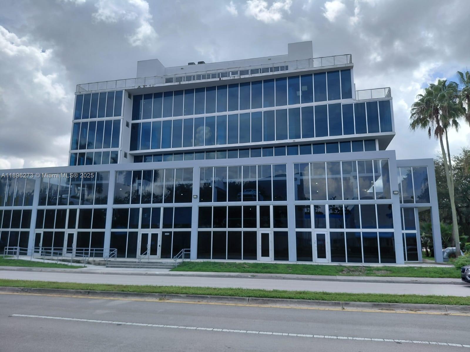 10450 NW 33rd St #406