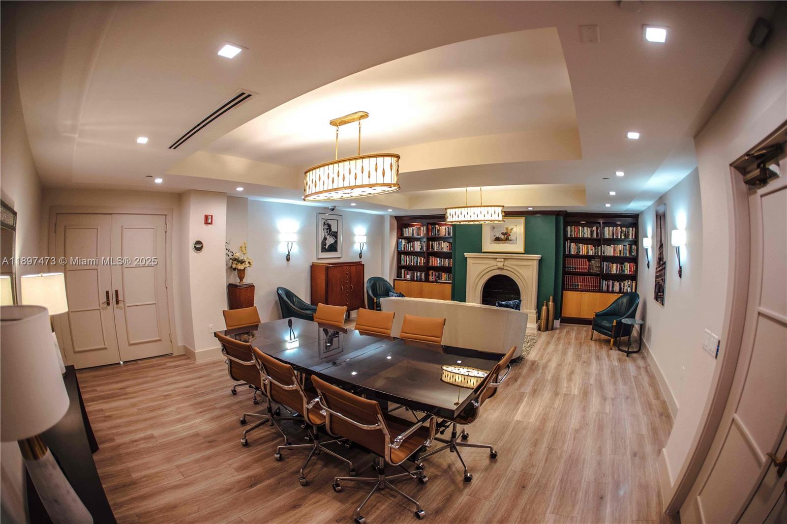 image Pinnacle Condominium42