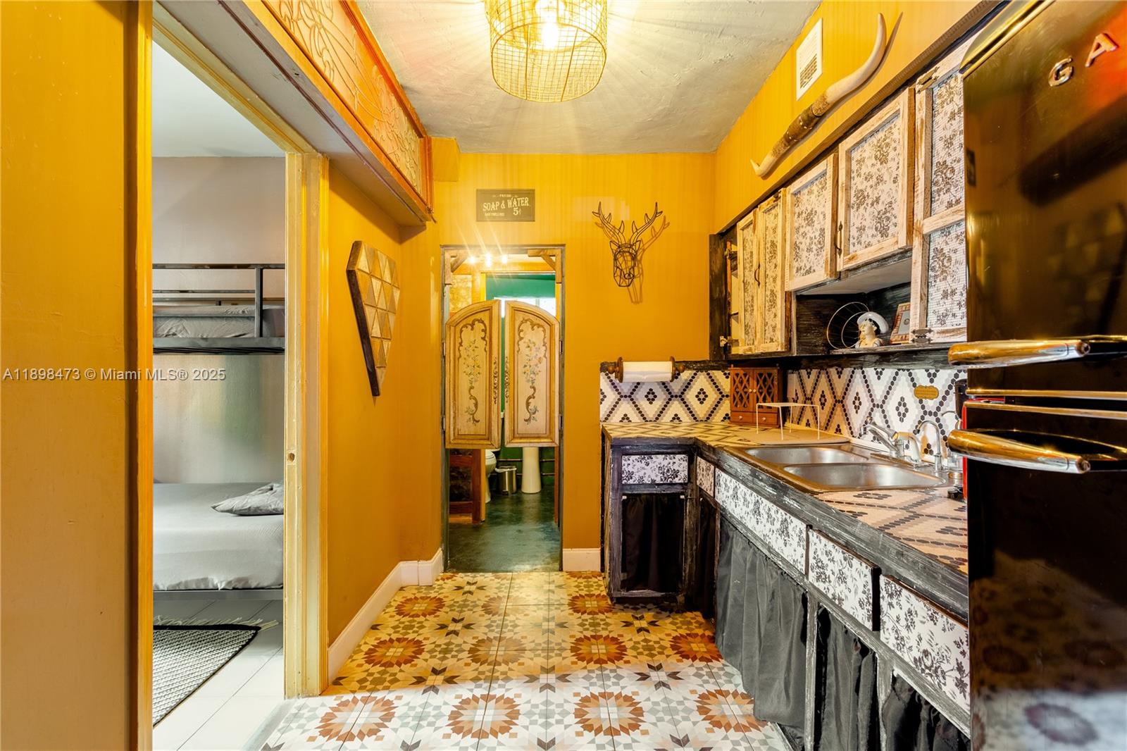 101 NE 20th St Miami, FL 33137