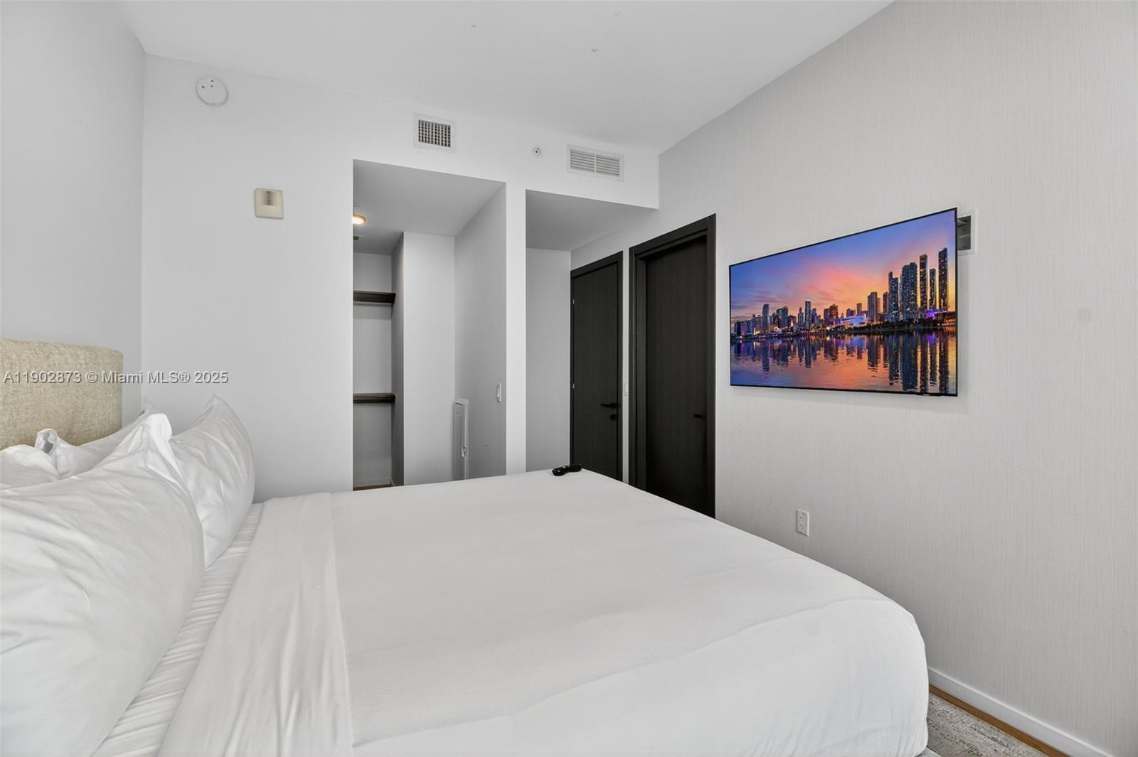 398 NE 5th St #4719 Miami, FL 33132