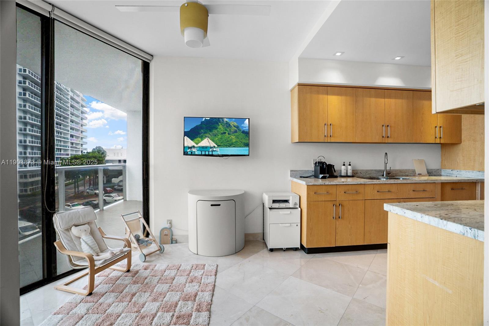 image Hamptons West Condo21