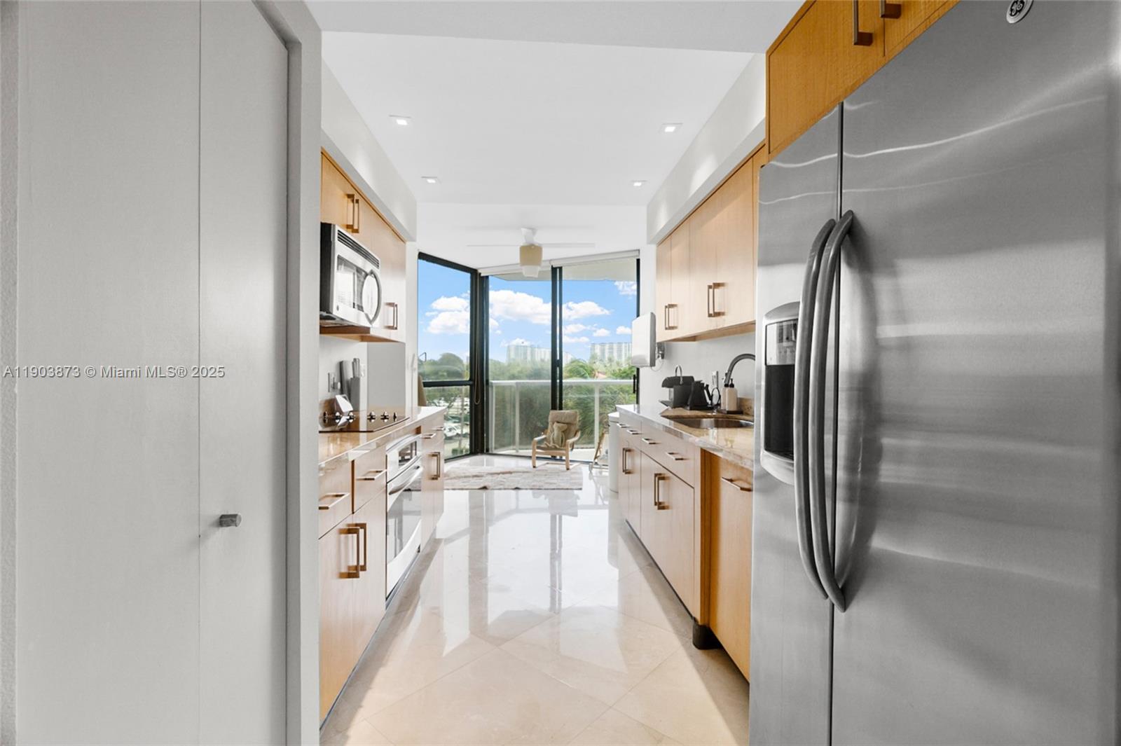 image Hamptons West Condo23