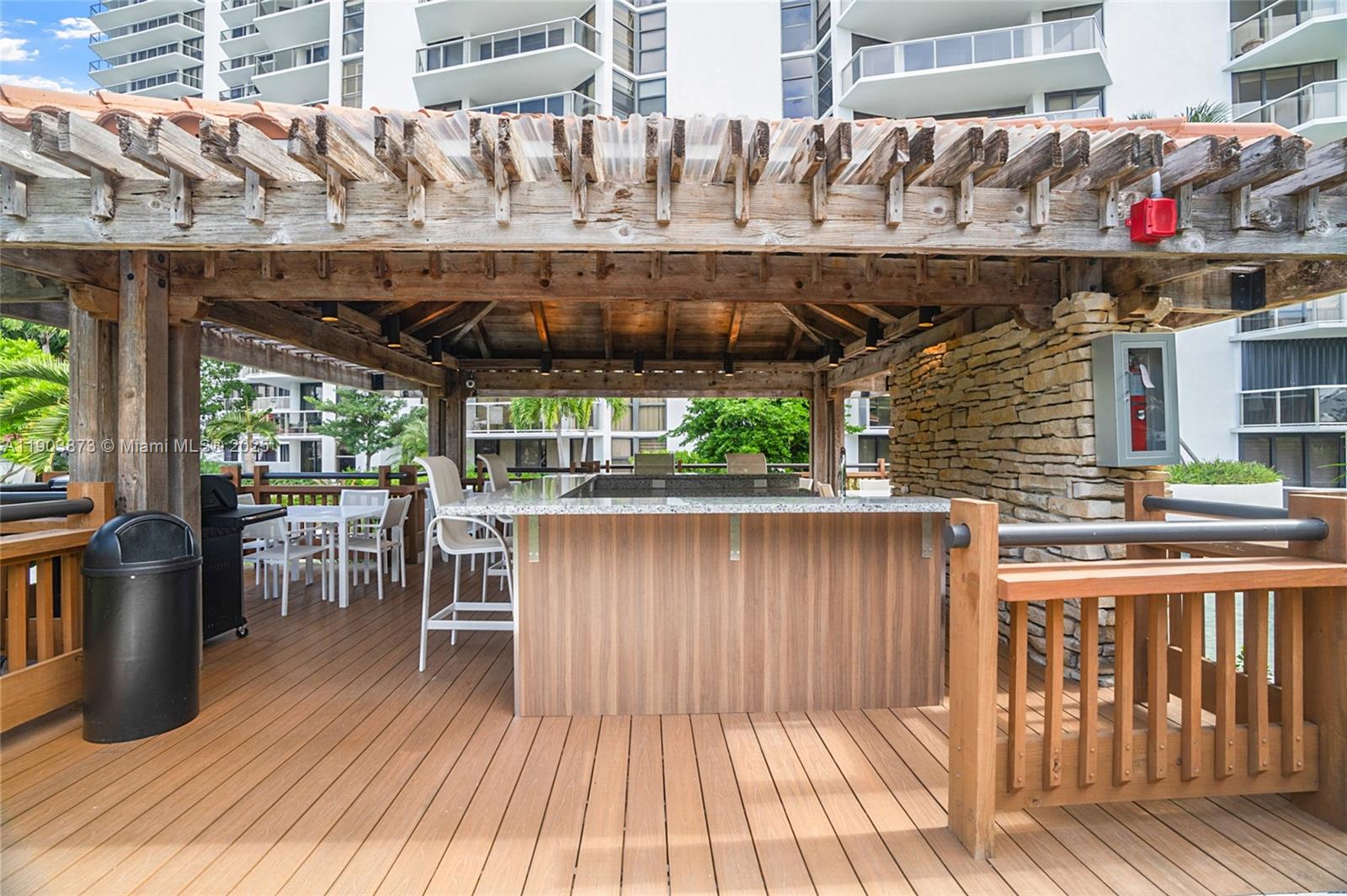 image Hamptons West Condo41