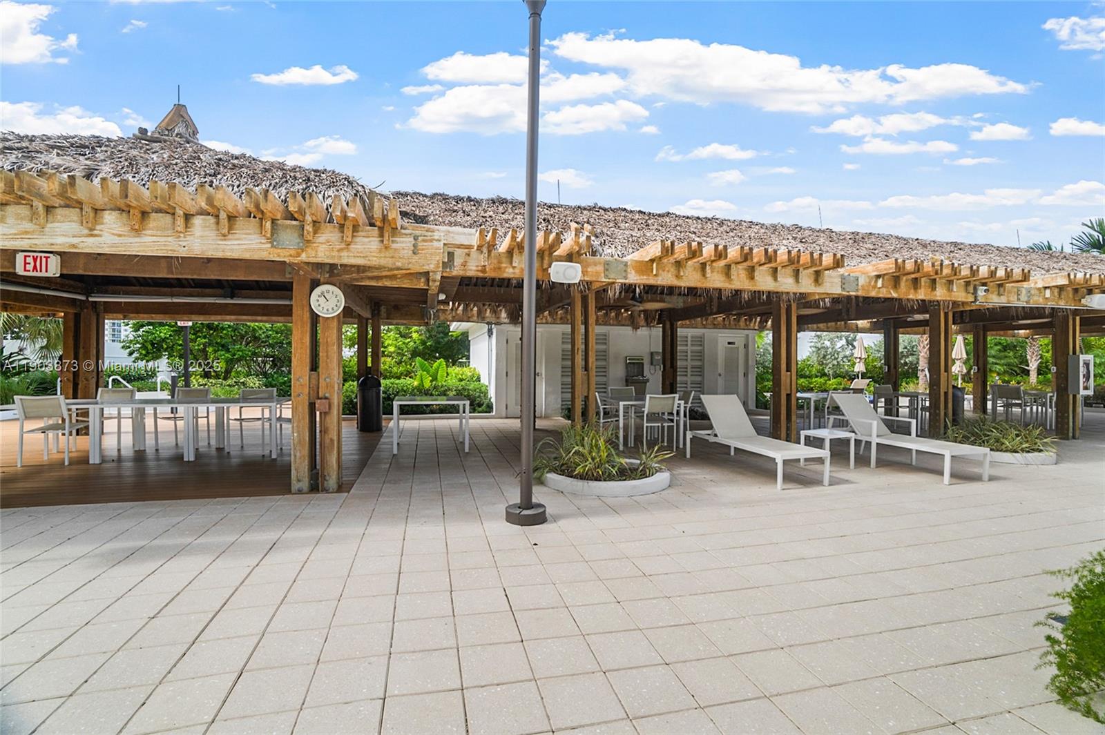 image Hamptons West Condo43