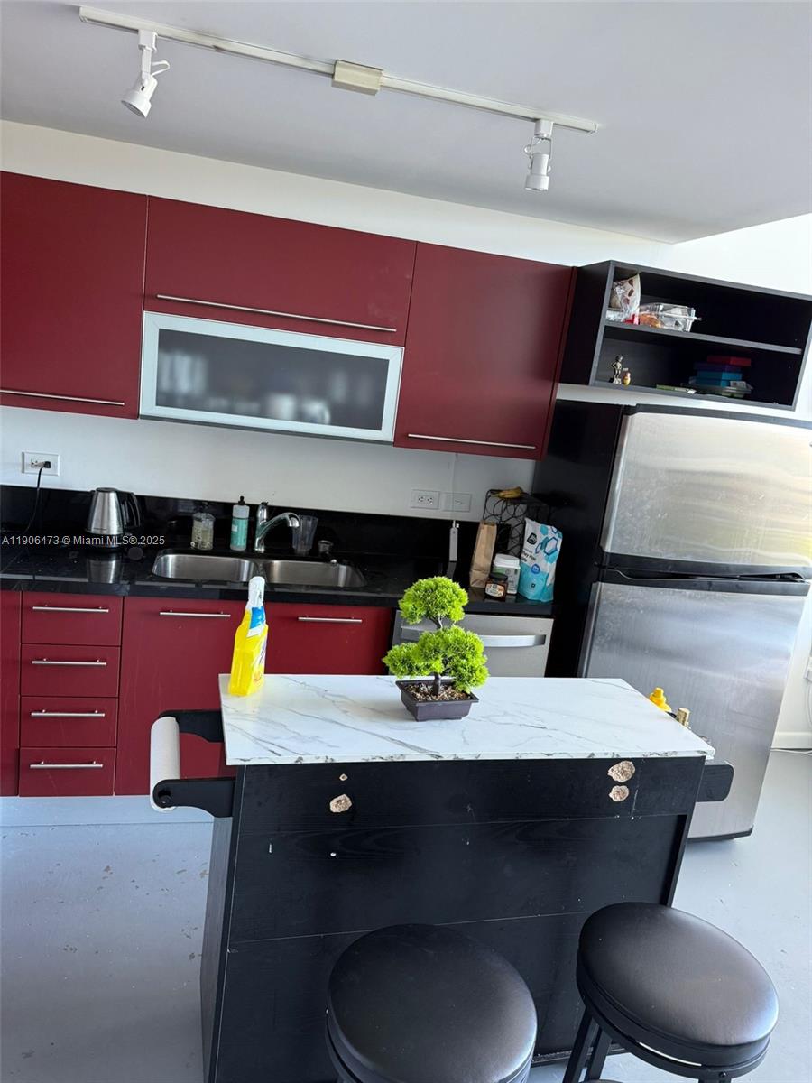 image Vizcayne South18