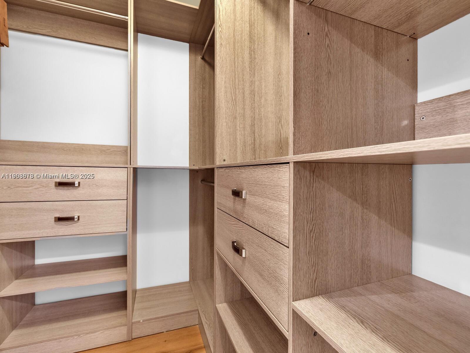 image Waverly At South Beach5