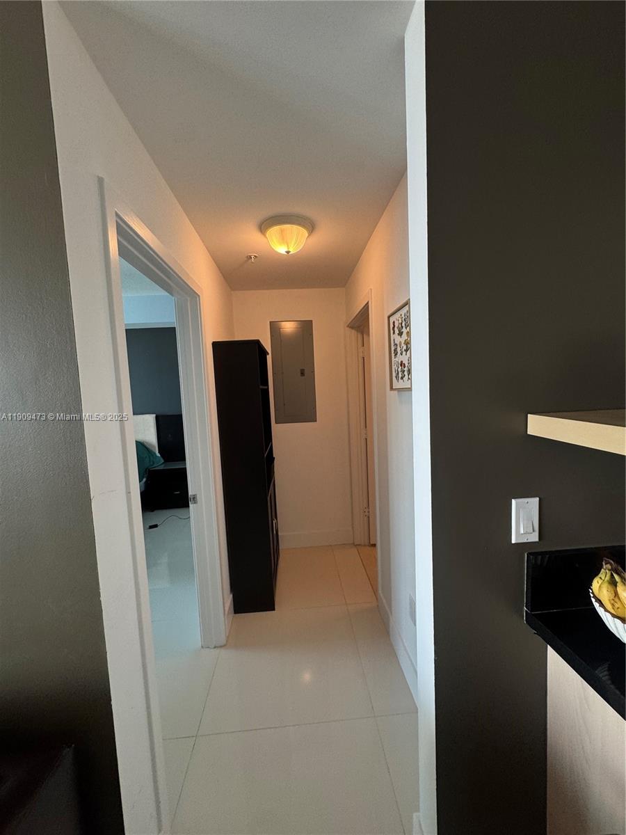 image Axis On Brickell Condo16