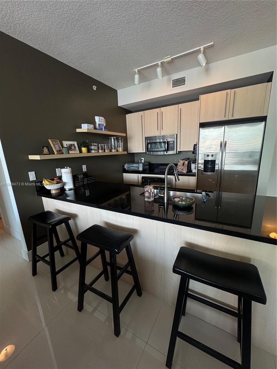 image Axis On Brickell Condo18