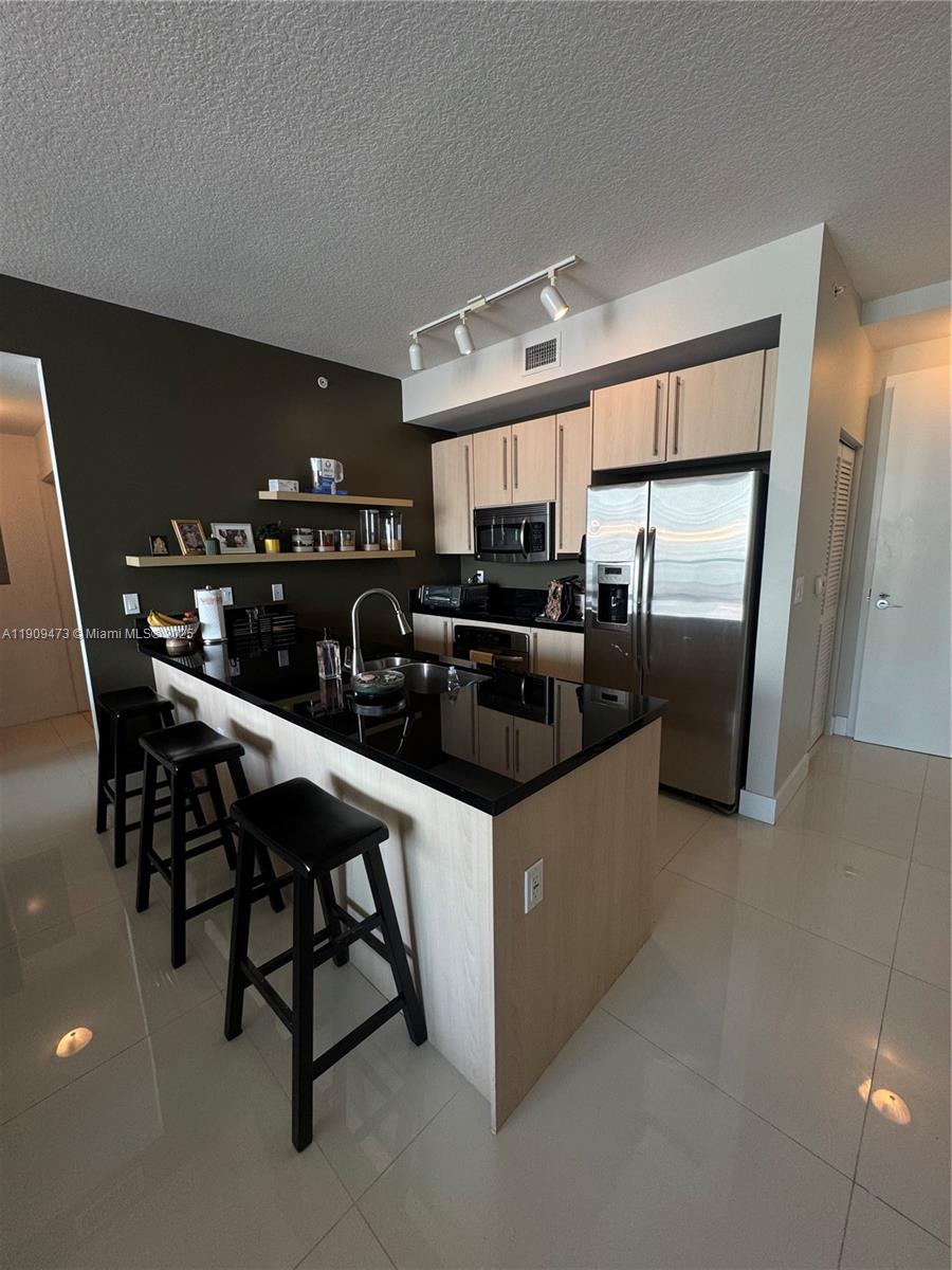 image Axis On Brickell Condo19