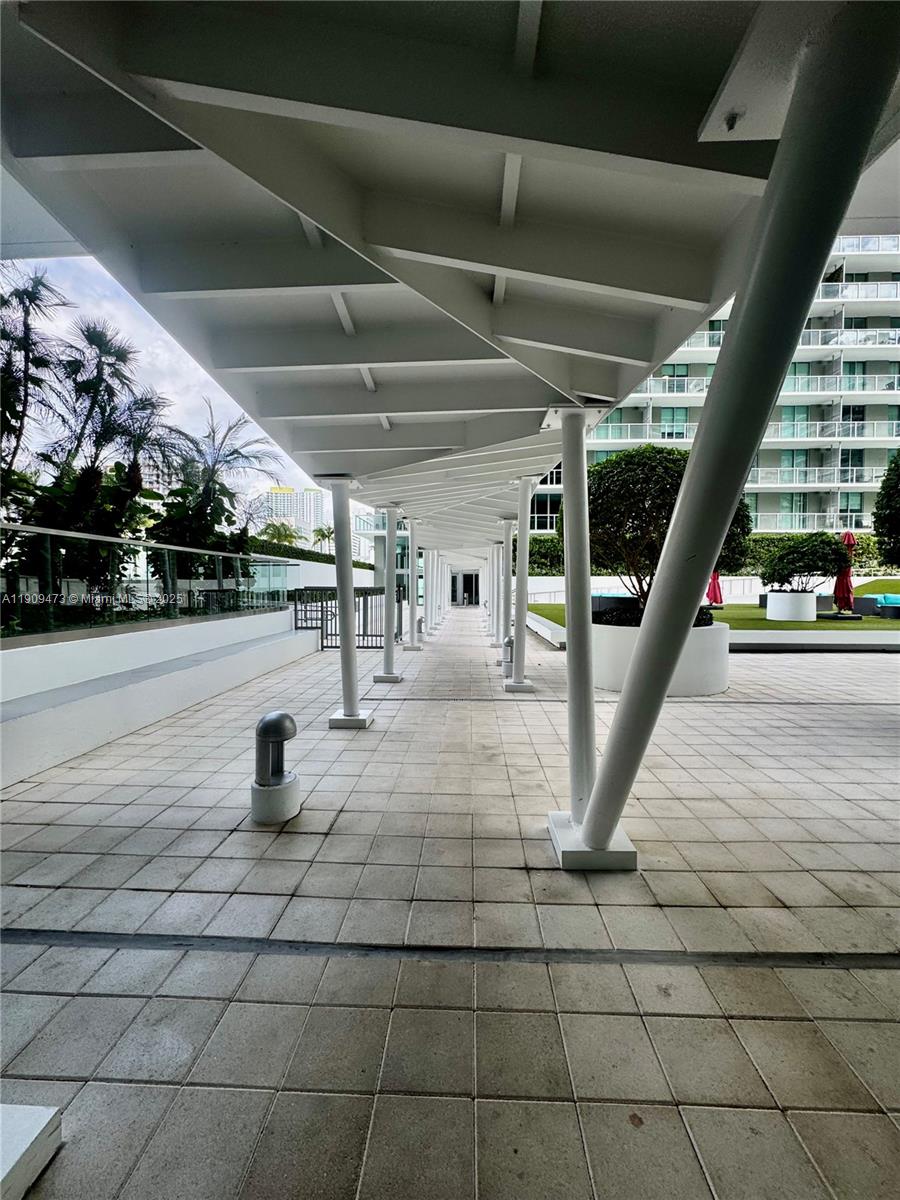 image Axis On Brickell Condo28