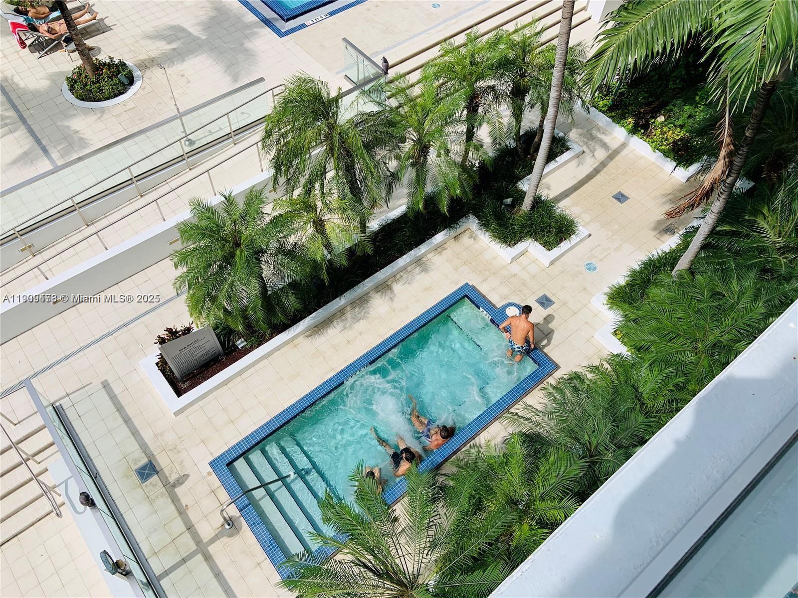 image Axis On Brickell Condo31
