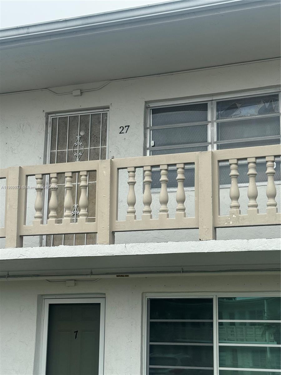 20120 NE 2nd Ave #W27