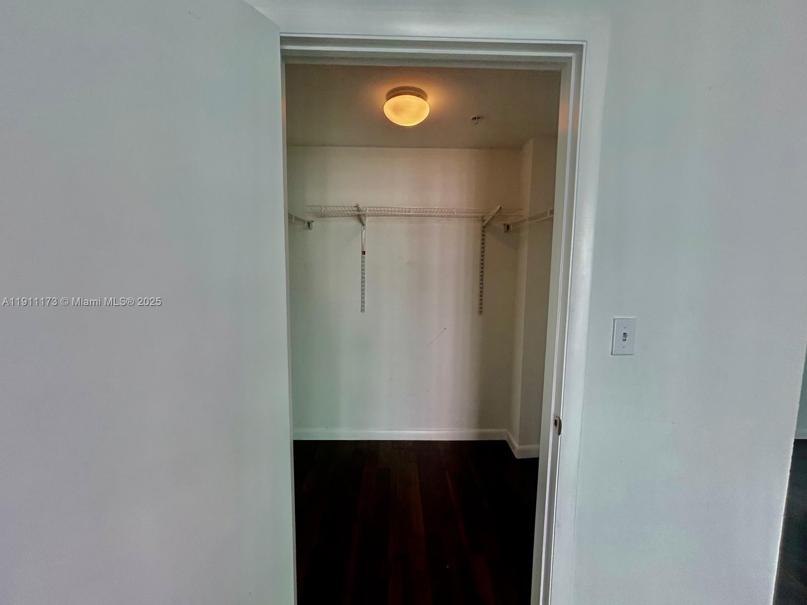 image Vizcayne South Condo10