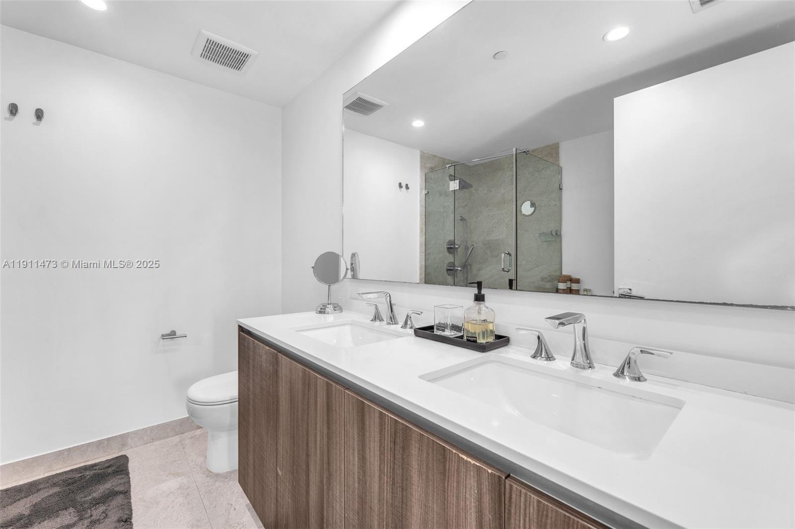 image Aria On The Bay17