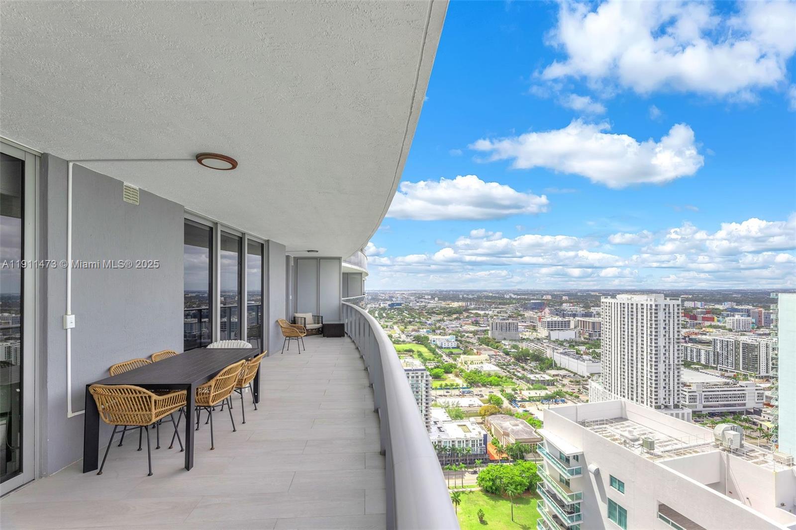 image Aria On The Bay31