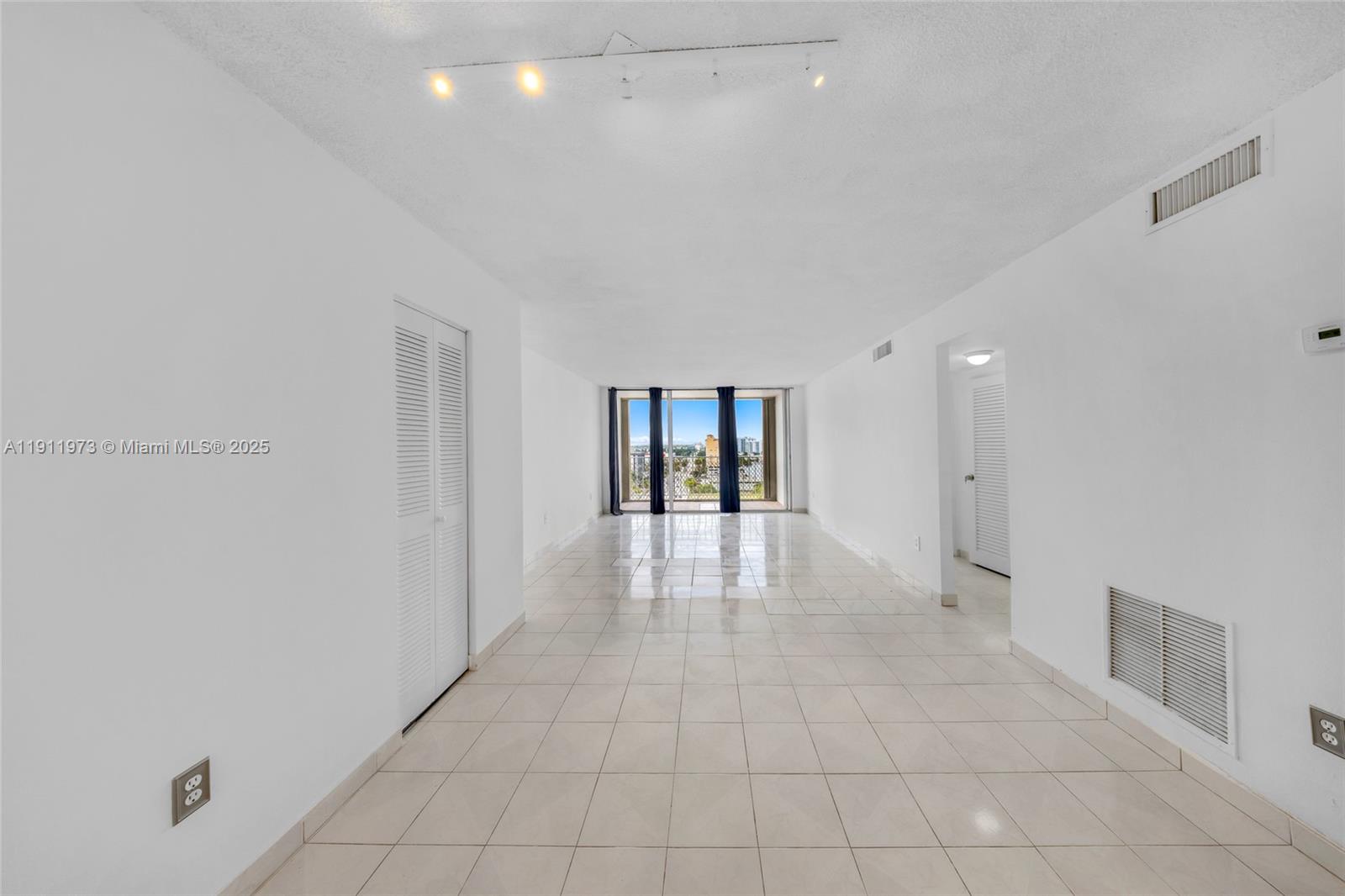 1865 79th St Cswy #14D North Bay Village, FL 33141