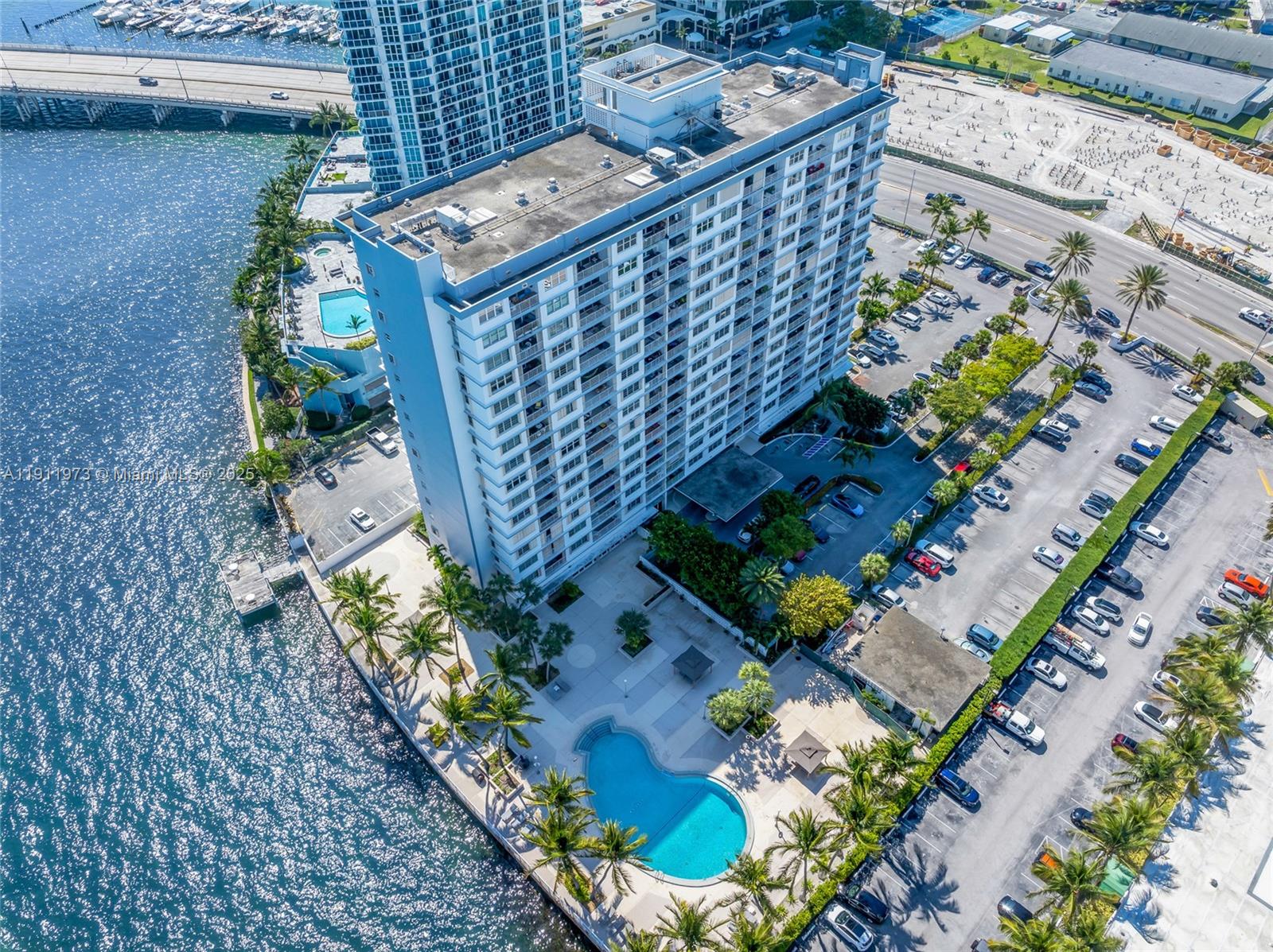 1865 79th St Cswy #14D North Bay Village, FL 33141