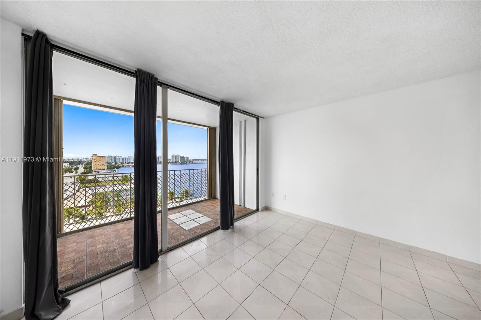 1865 79th St Cswy #14D North Bay Village, FL 33141