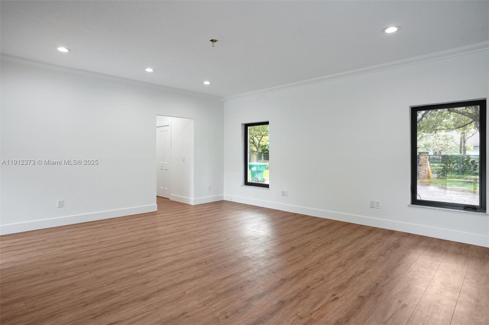 6230 SW 112th St #* Pinecrest, FL 33156