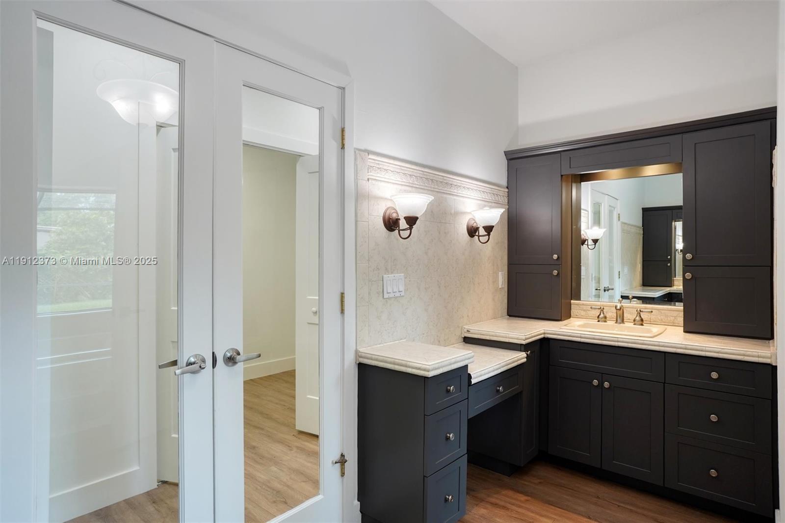 6230 SW 112th St #* Pinecrest, FL 33156