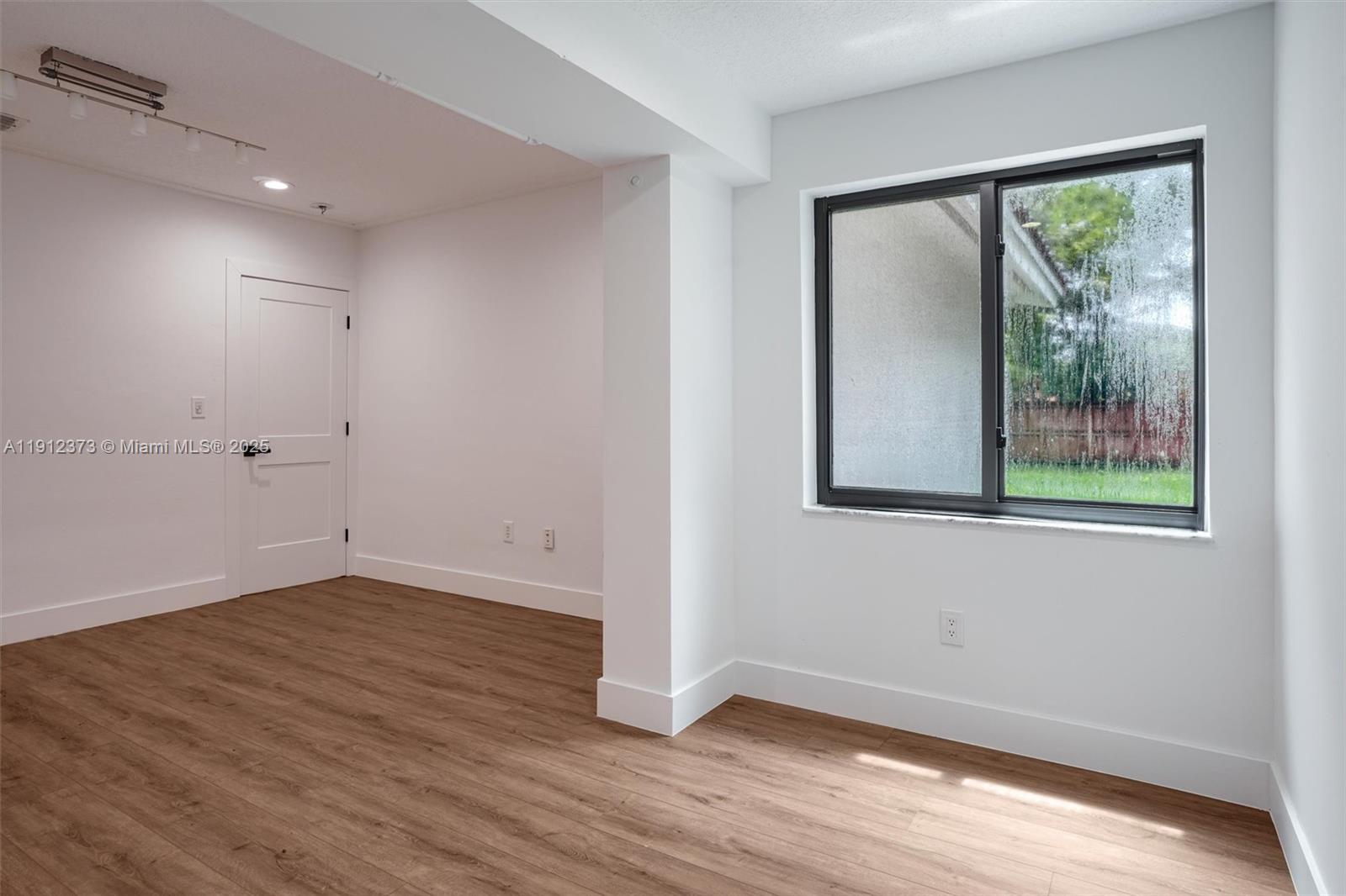 6230 SW 112th St #* Pinecrest, FL 33156